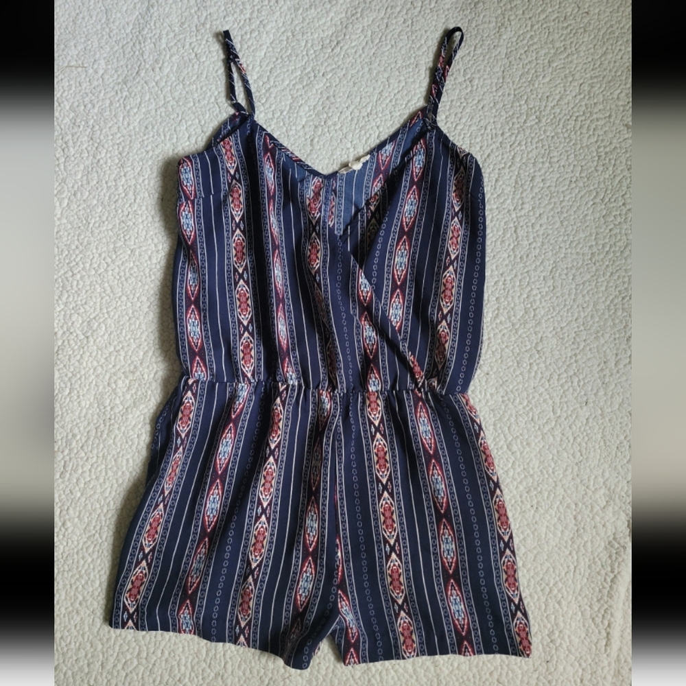 hem & thread romper medium